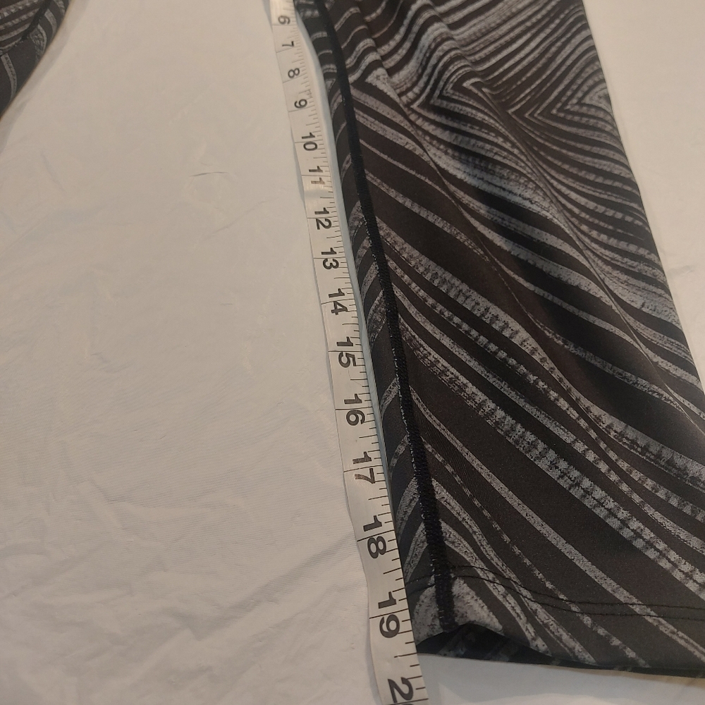 prAna Roxanne capris - Picture 5 of 7